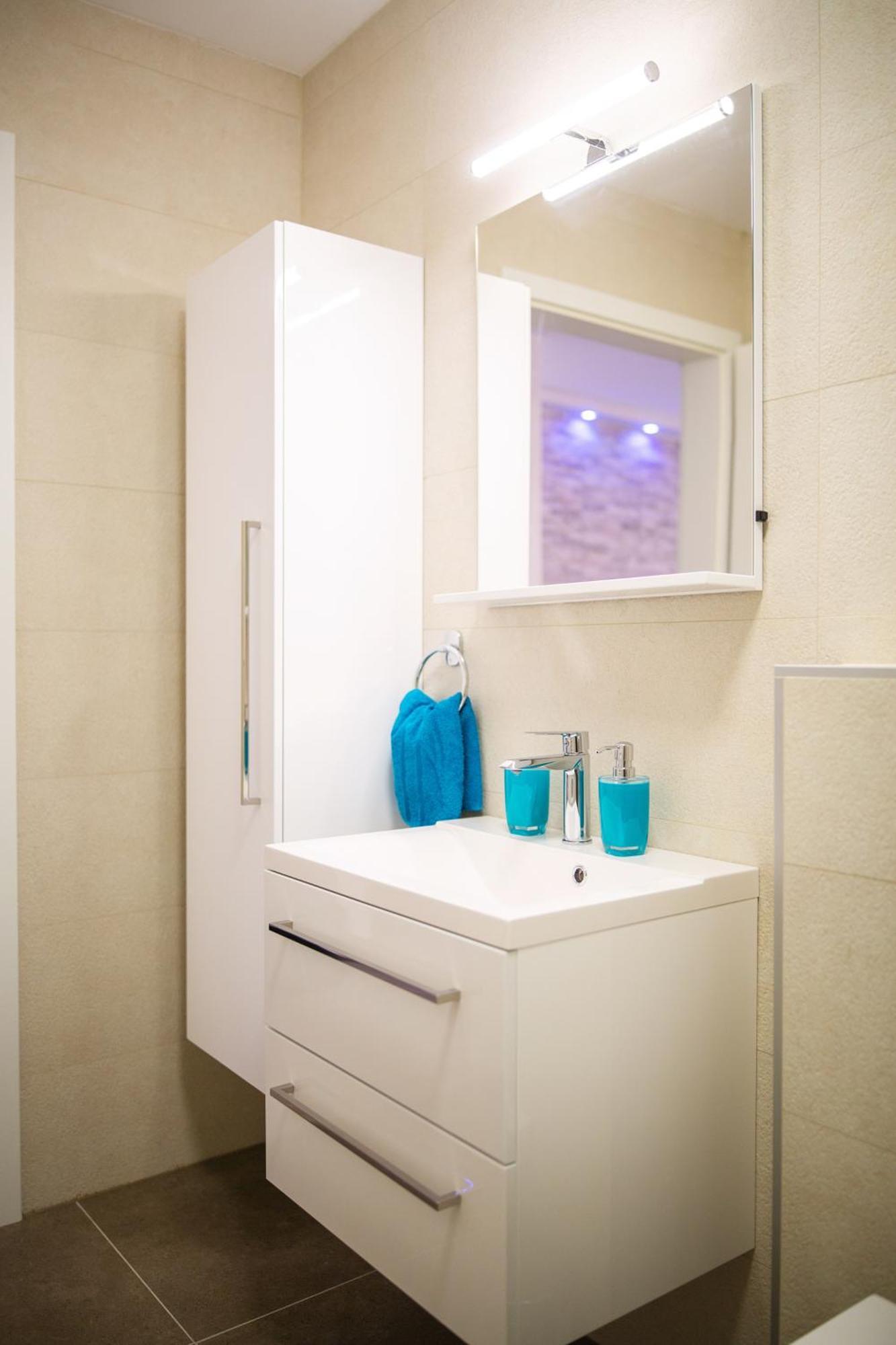 Azzurro Apartment פיראן מראה חיצוני תמונה