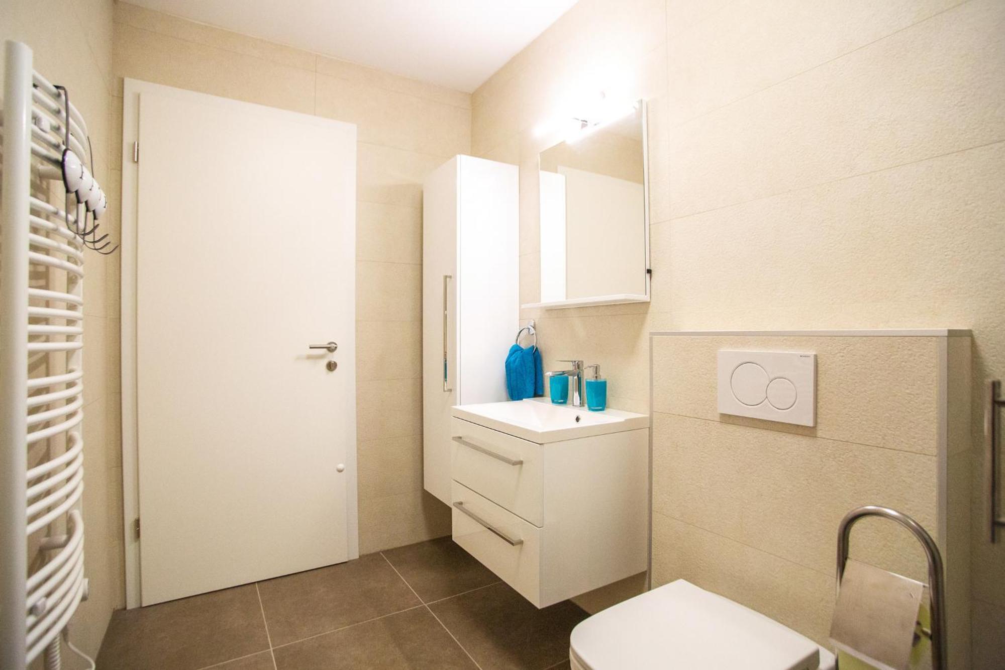 Azzurro Apartment פיראן מראה חיצוני תמונה